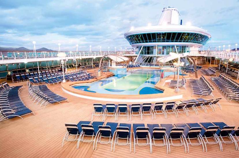 Thomson-Discovery-mail-pool.jpg