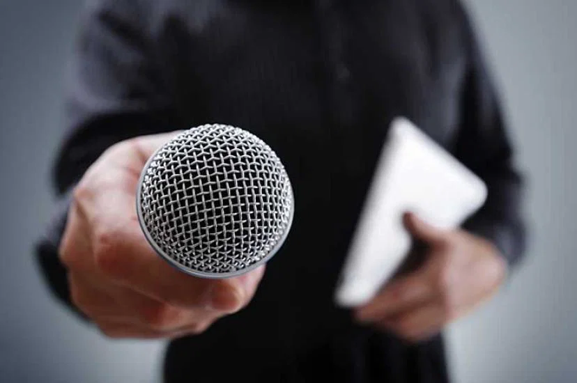 microphone.jpg