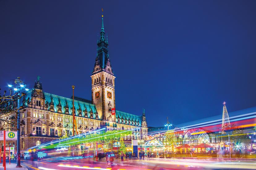 Hamburg Christmas market.jpg
