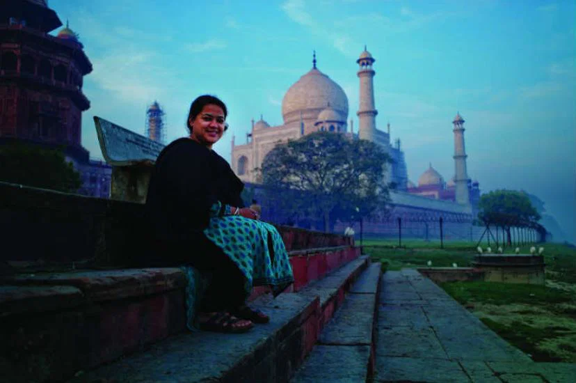 Woman in front of Taj Mahal