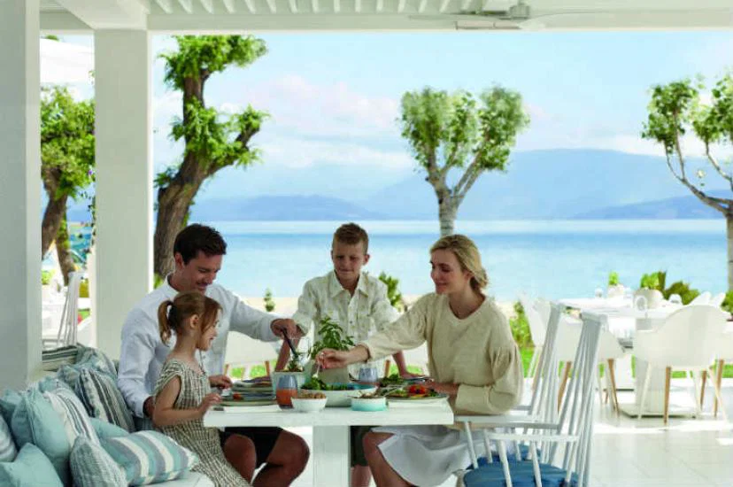 Ouzo Greek Restaurant Ikos Dassia.jpg
