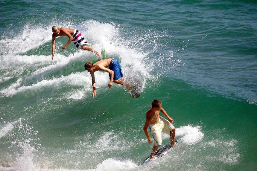 Surfers.jpg