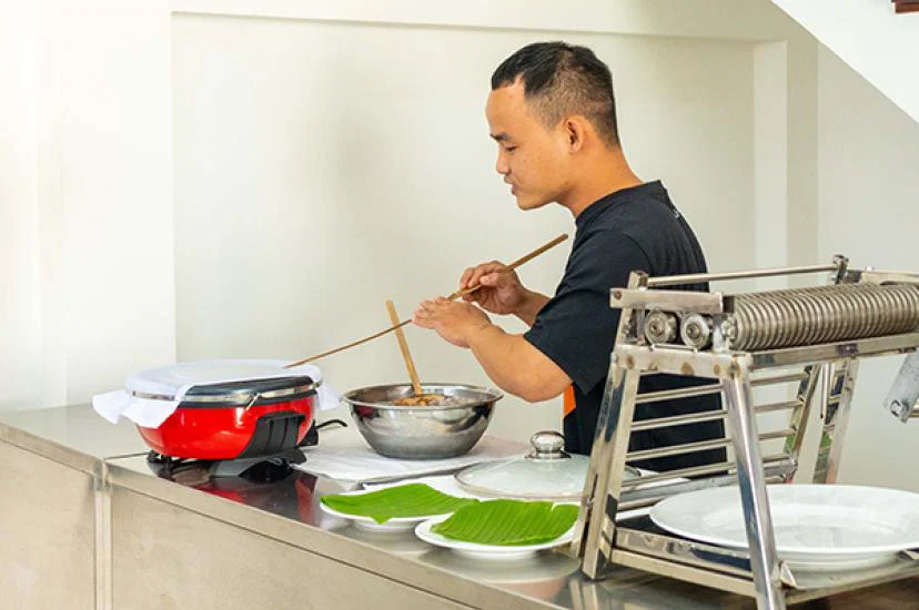 The Oodles of Noodles tour contributes to protecting and training at-risk youth in Vietnam