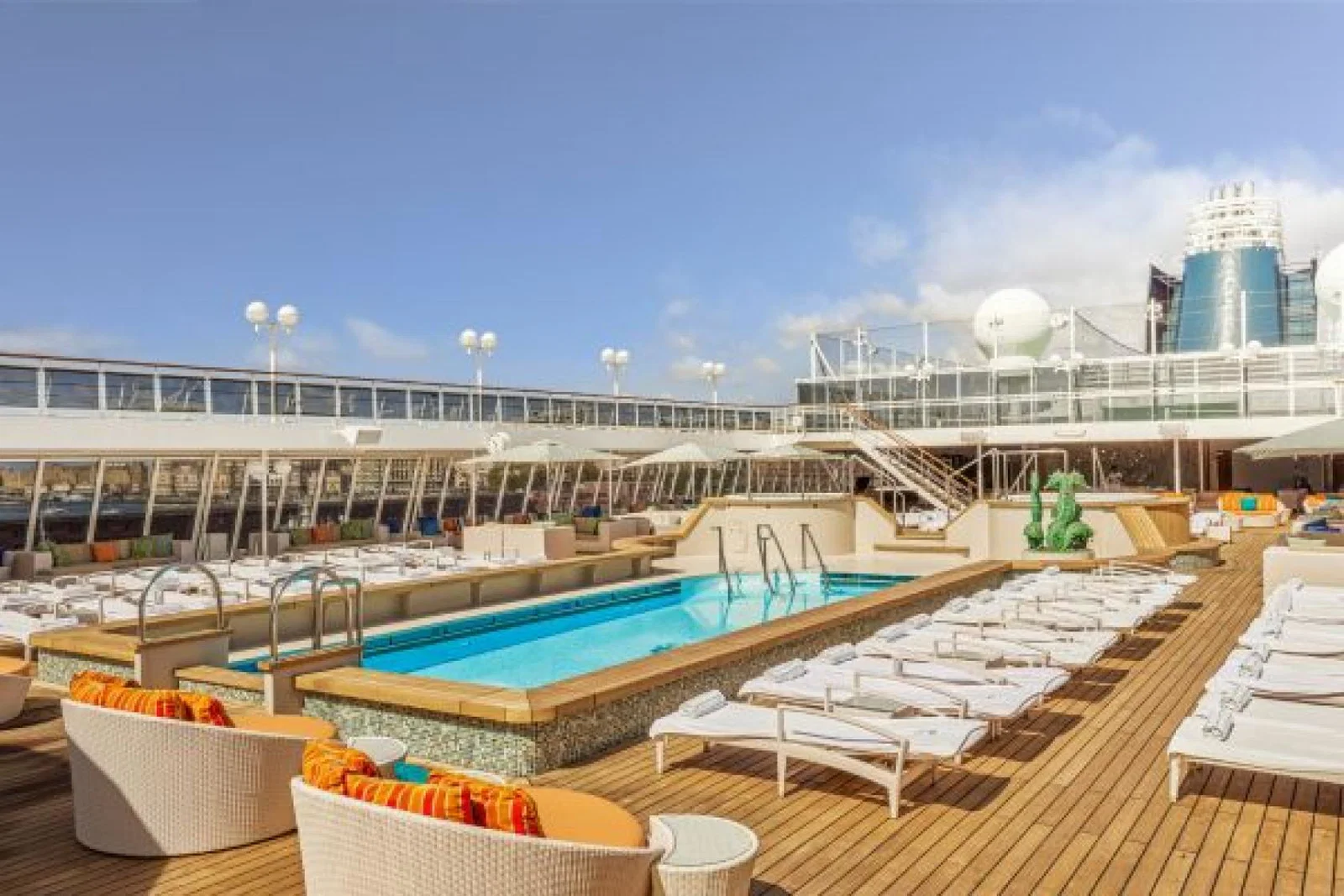 Crystal Serenity seahorse pool deck