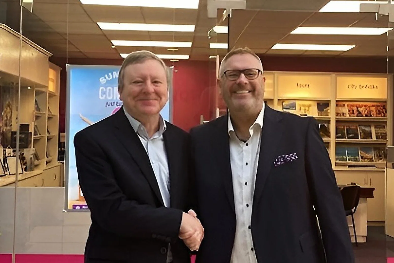 Just Split's Jim Vaughan pictured with Best4Travel's Jeff Collins