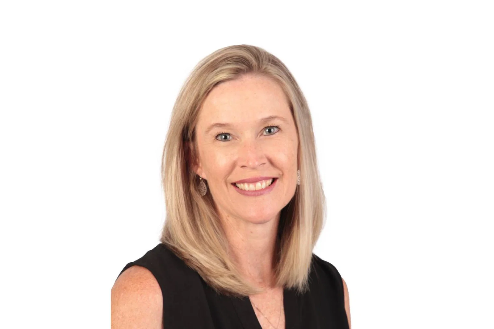 Headshot of white woman with shoulder-length blonde hair smiling 