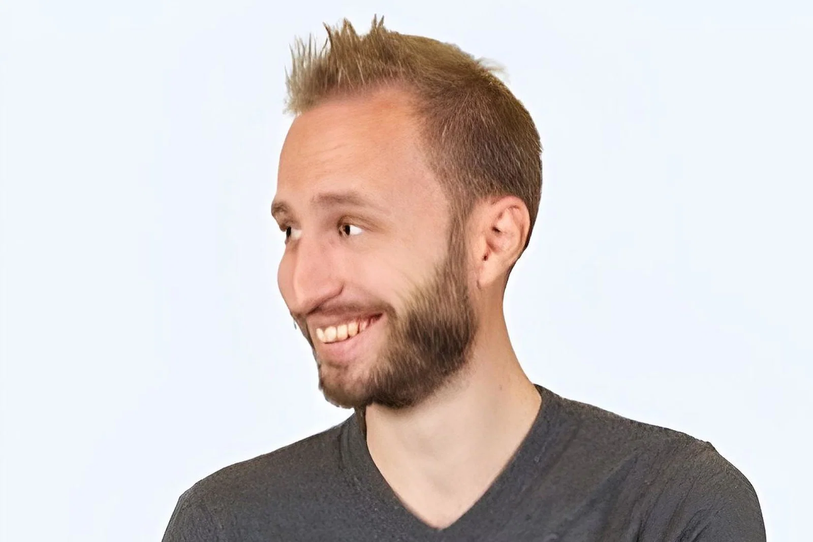 Cyonic's Rob Shapland is an ethical hacker and consultant on cybersecurity challenges