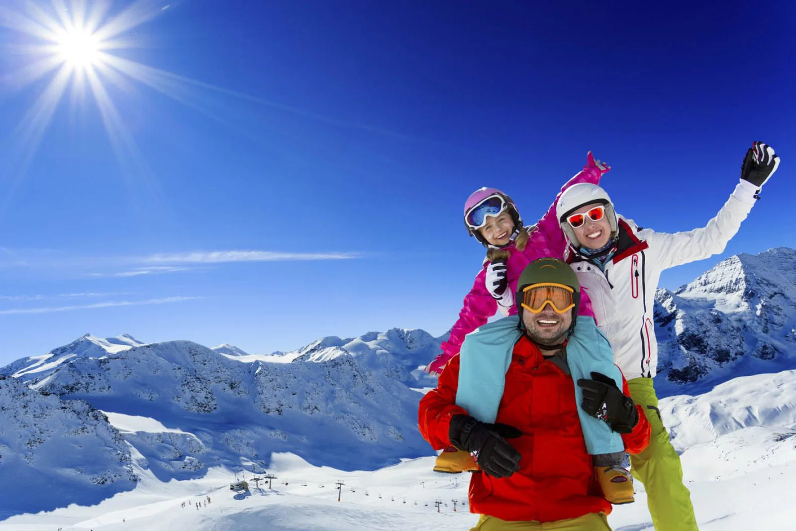 Family holiday - ski (stock)