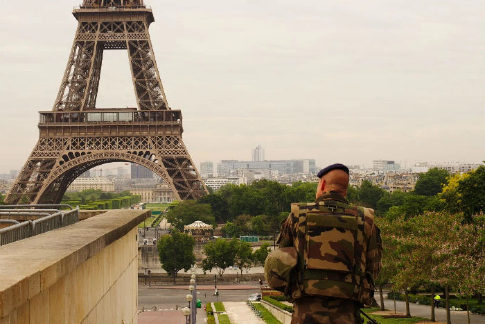 Eiffel tower.jpg