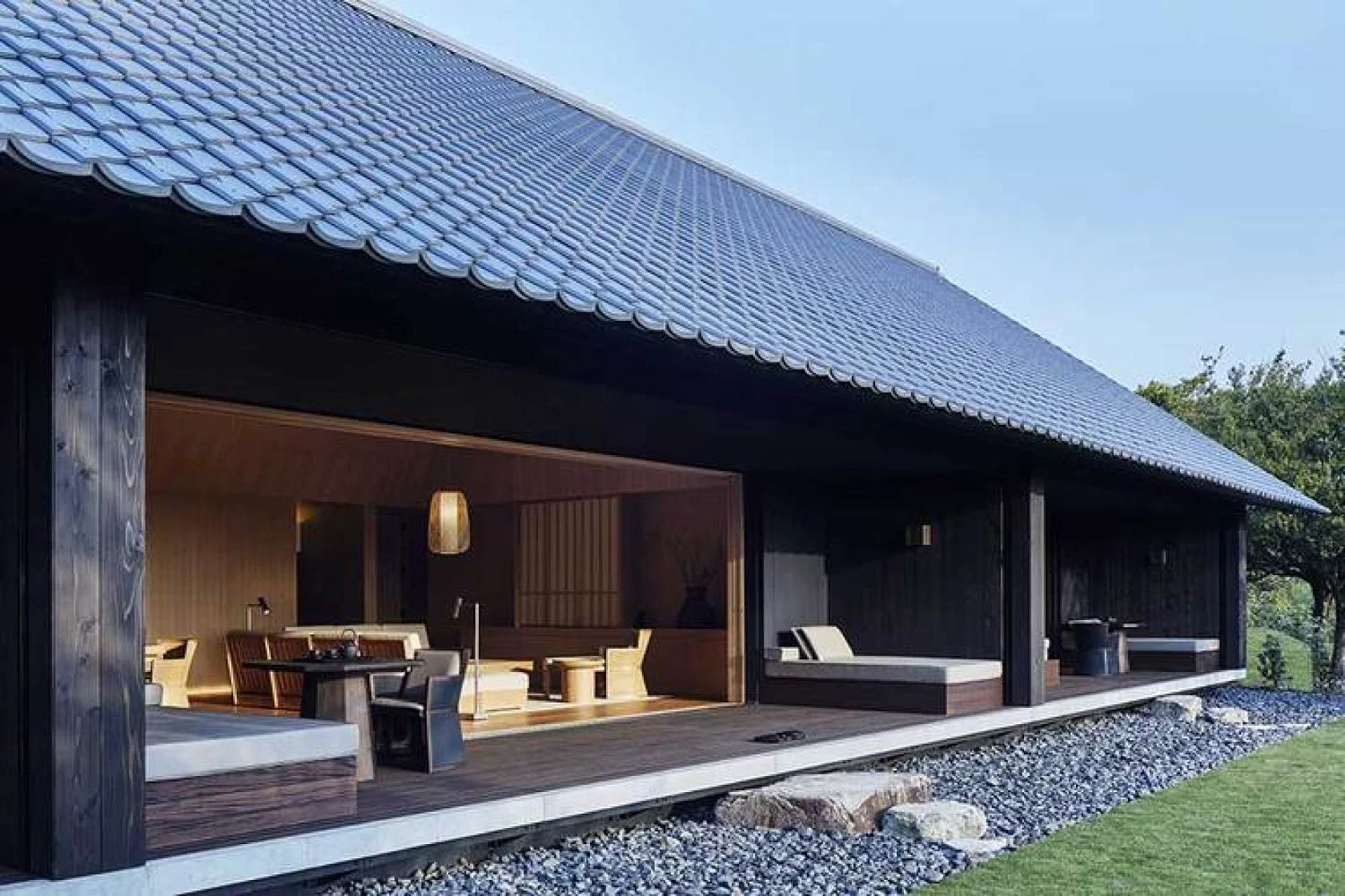 Amanemu-Japan-room.jpg