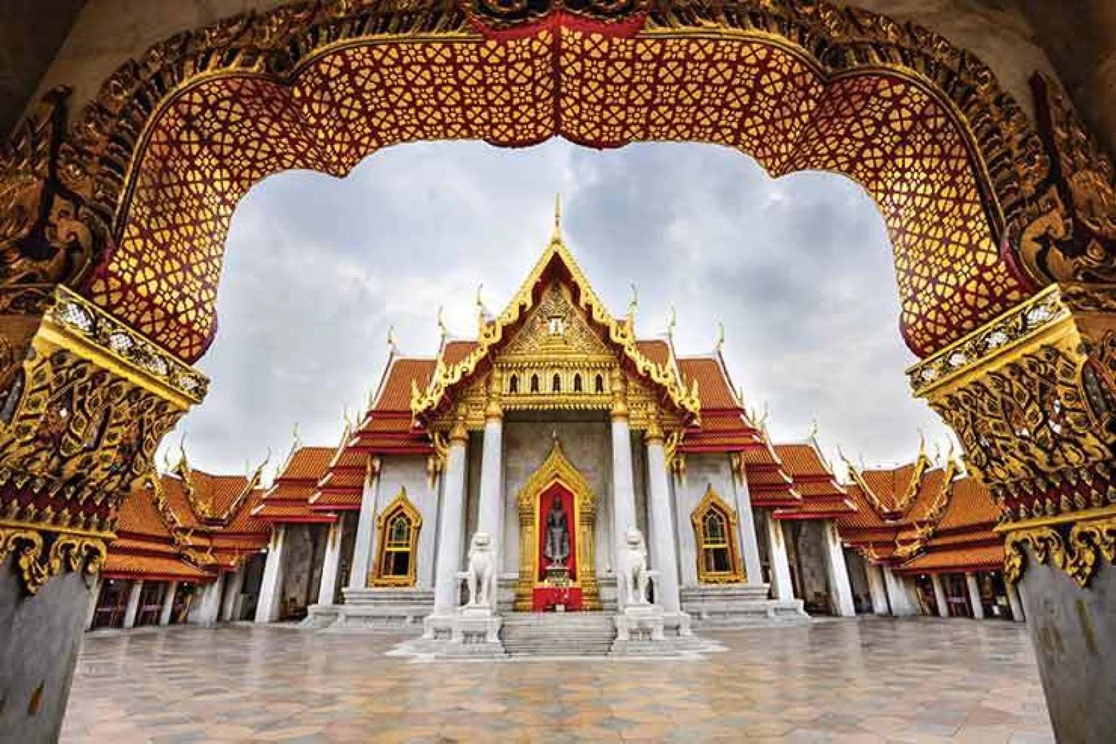 Bangkok temple ThinkstockPhotos-499428520