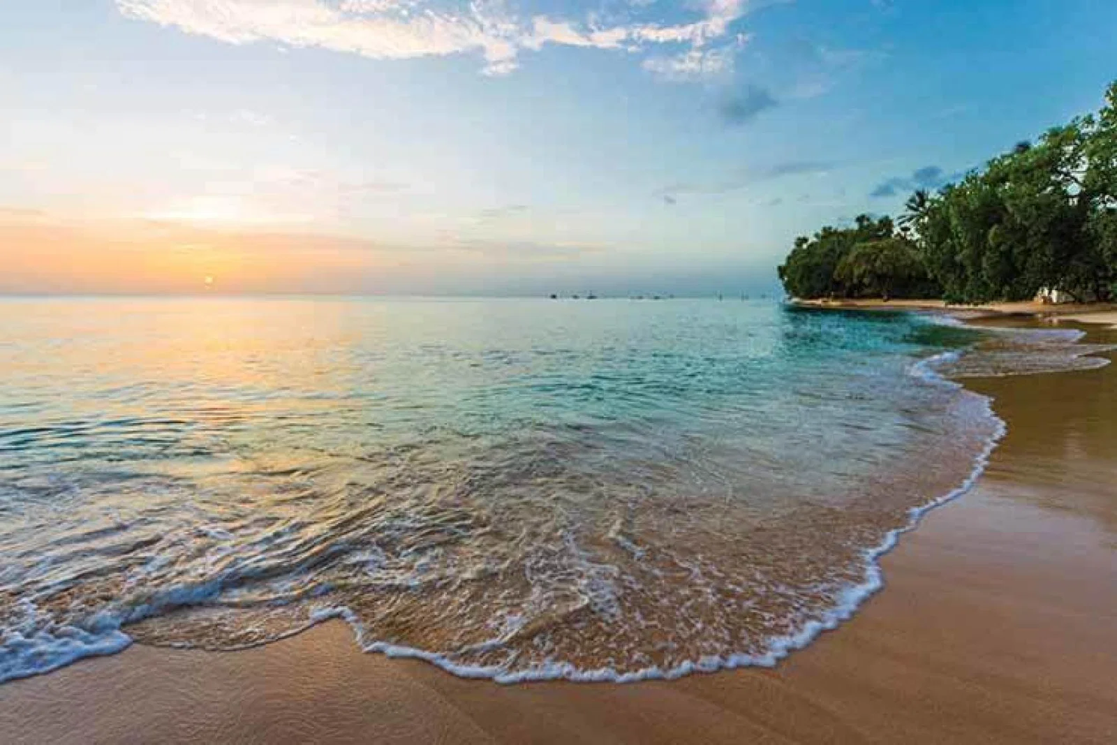 Barbados beach tide ThinkstockPhotos-166111908