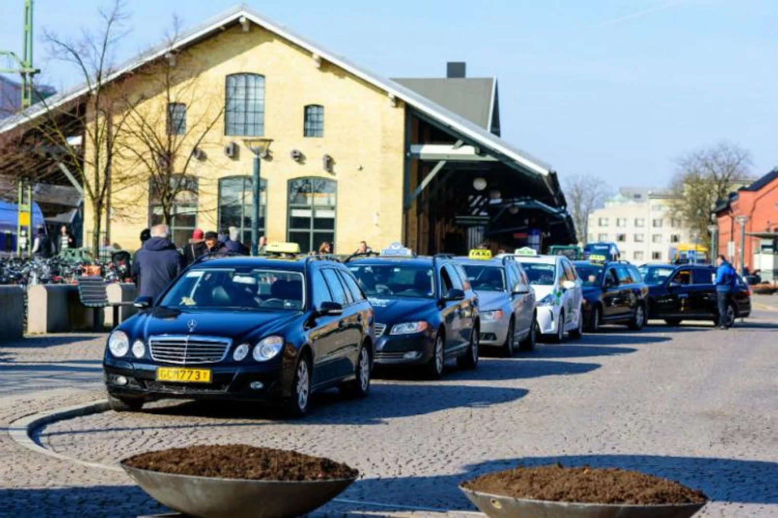 cabs.jpg