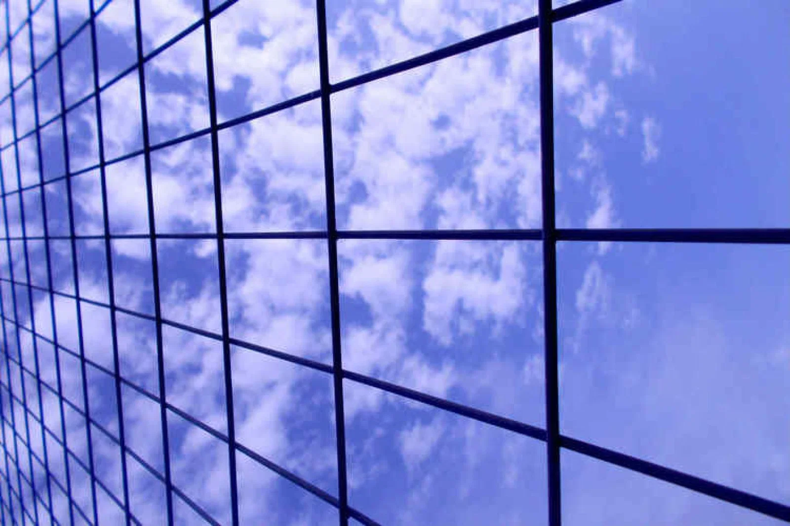 Sky bars ThinkstockPhotos-527496045.jpg