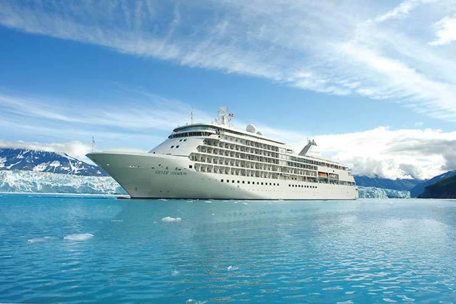 Silversea Silver Shadow Silver Whisper in Hubbard Glacier, Alaska ss59491