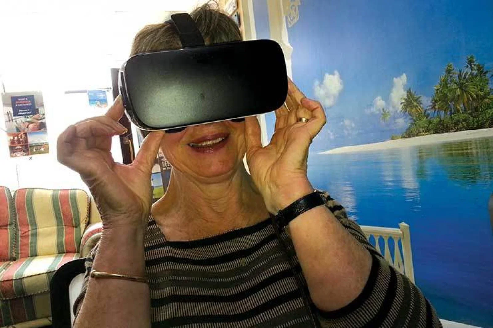 Indie agent VR headset