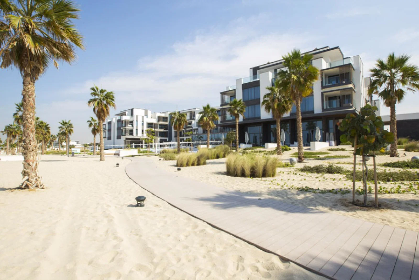 Nikki Beach Pearl Jumeira.jpg