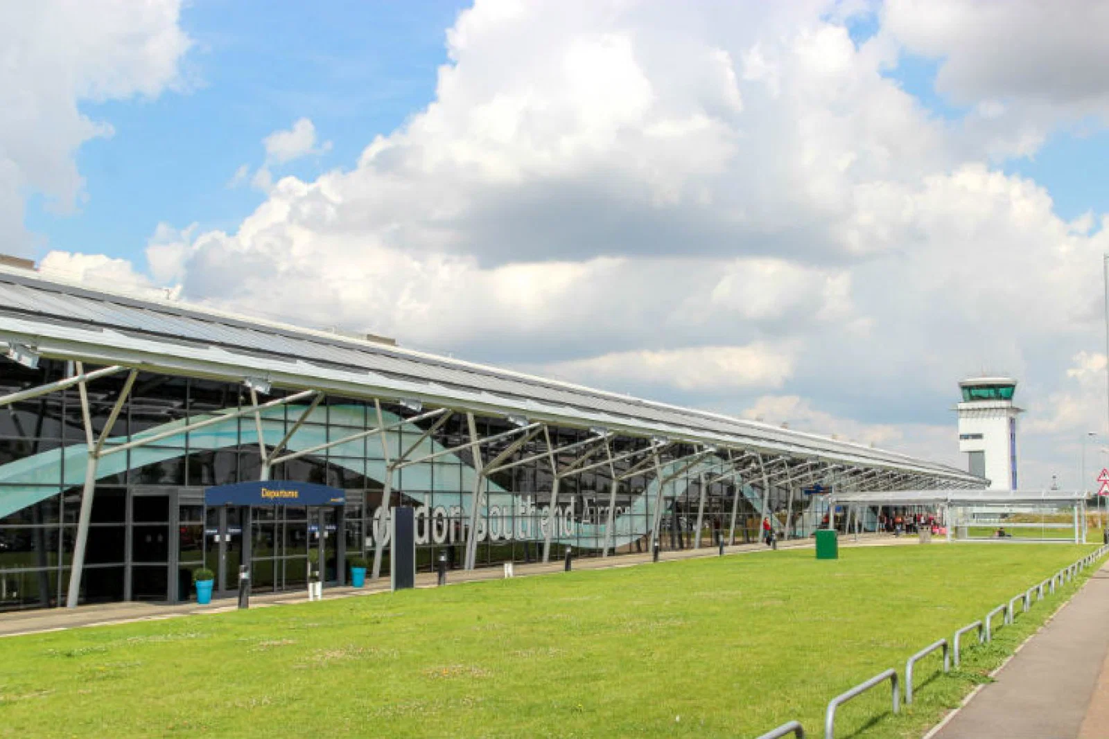 iStock-Southend airport.jpg