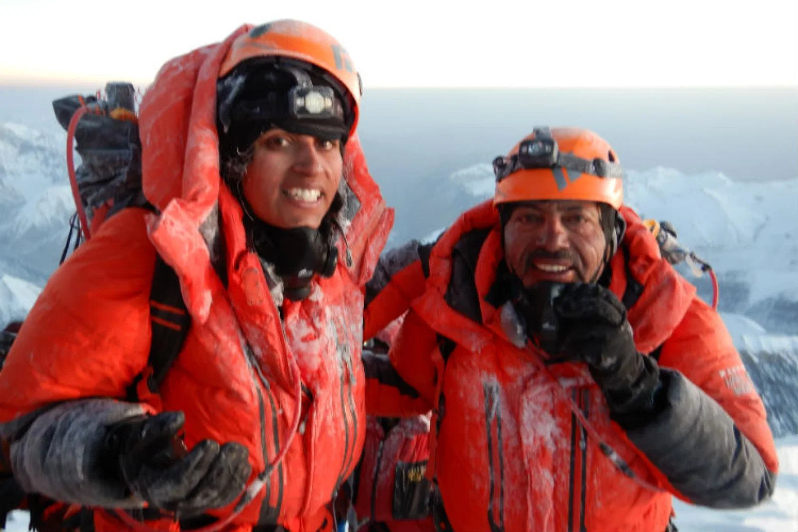 Deeya and Ajeet Bajaj reach Everest summit