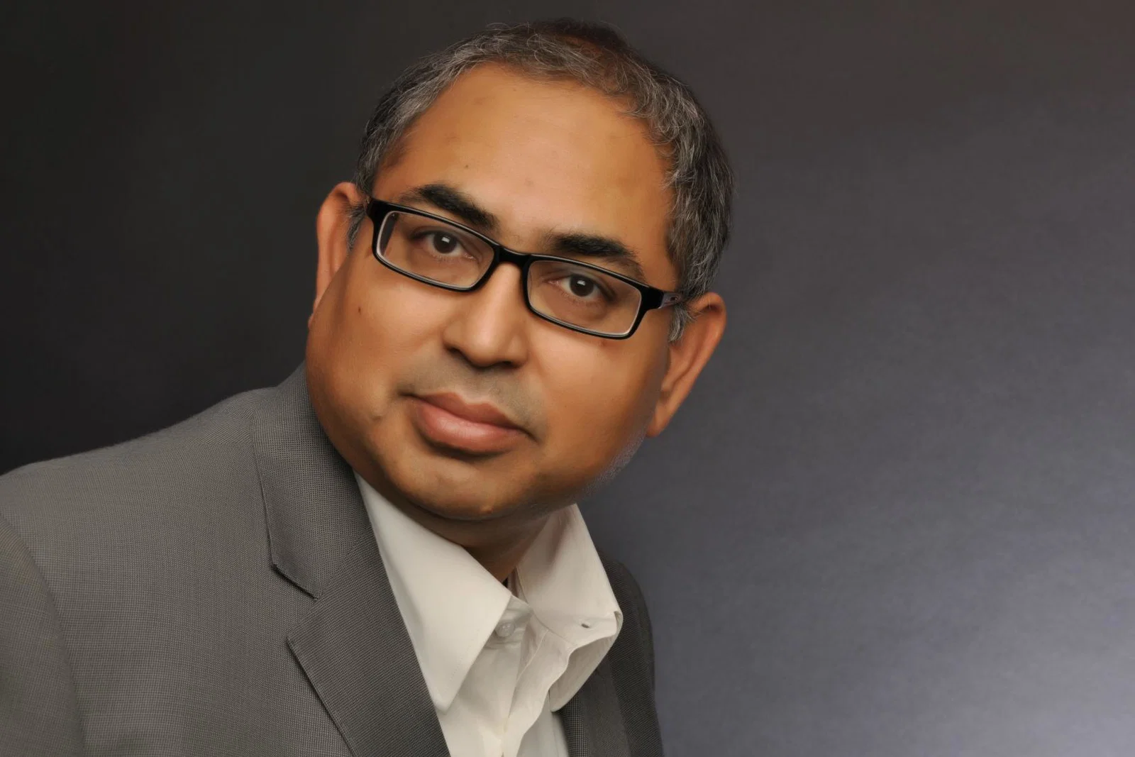 Abhi Dighe Kosmar .jpg