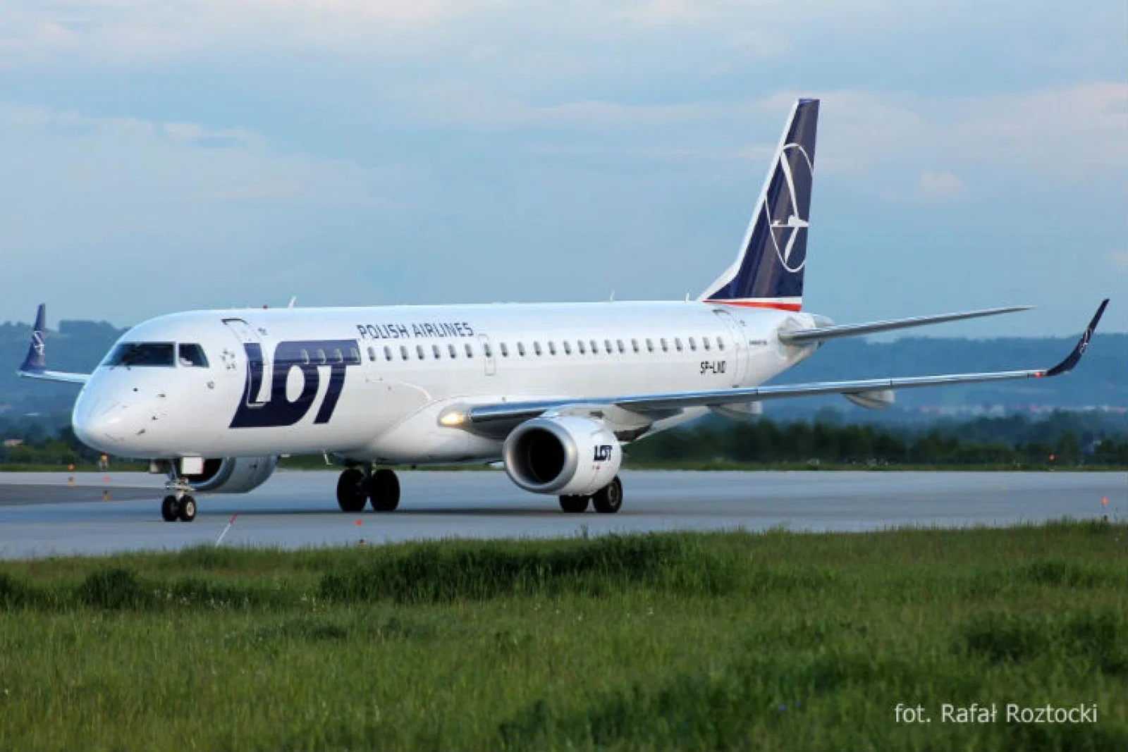 LOT Polish Airlines.jpg