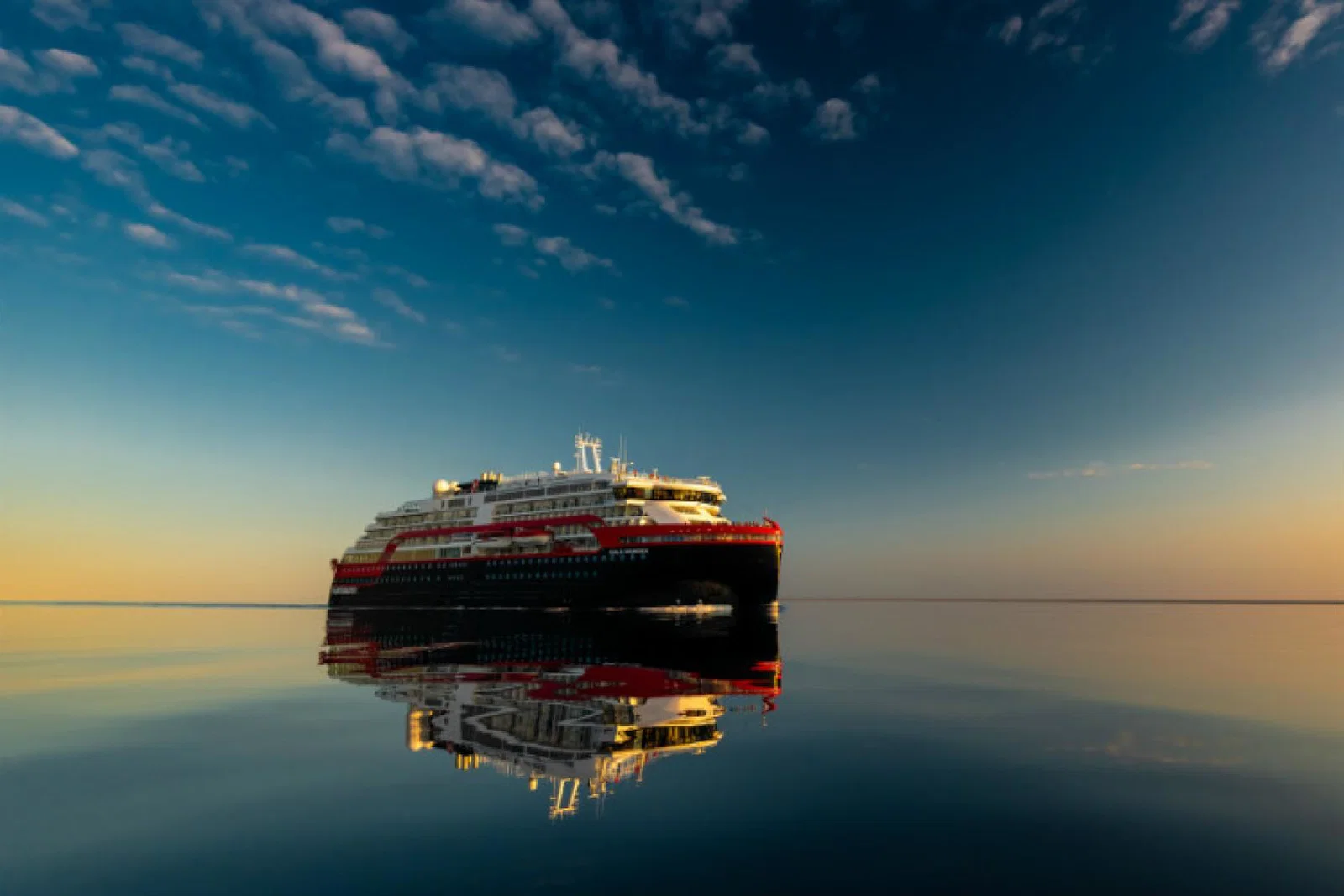 Hurtigruten's Roald Amundsen completed the journey on Tuesday (Image courtesy of Karsten Bidstrup)