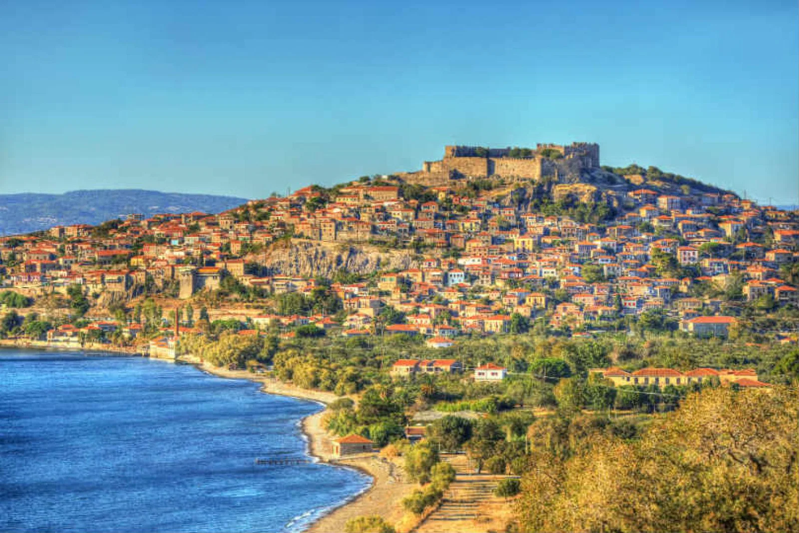 EU holidaymakers are likely to stay within Europe this summer, says the European Commission