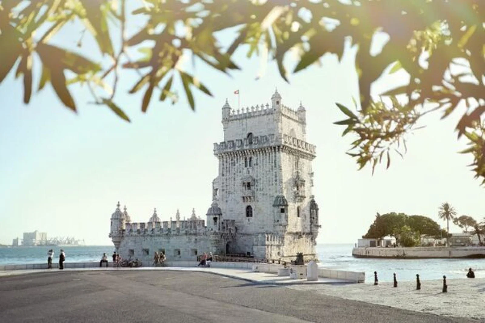 Lisbon is proving a bargain break (Credit: Alex Paganelli / Unsplash)