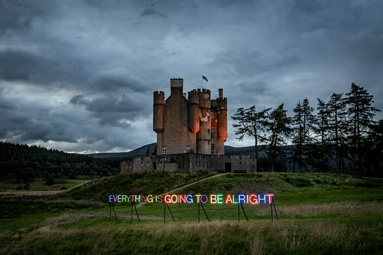 Martin Creed's Work No.3435, Everything Is Going To Be Alright (Photo credit Sim Canetty Clarke)