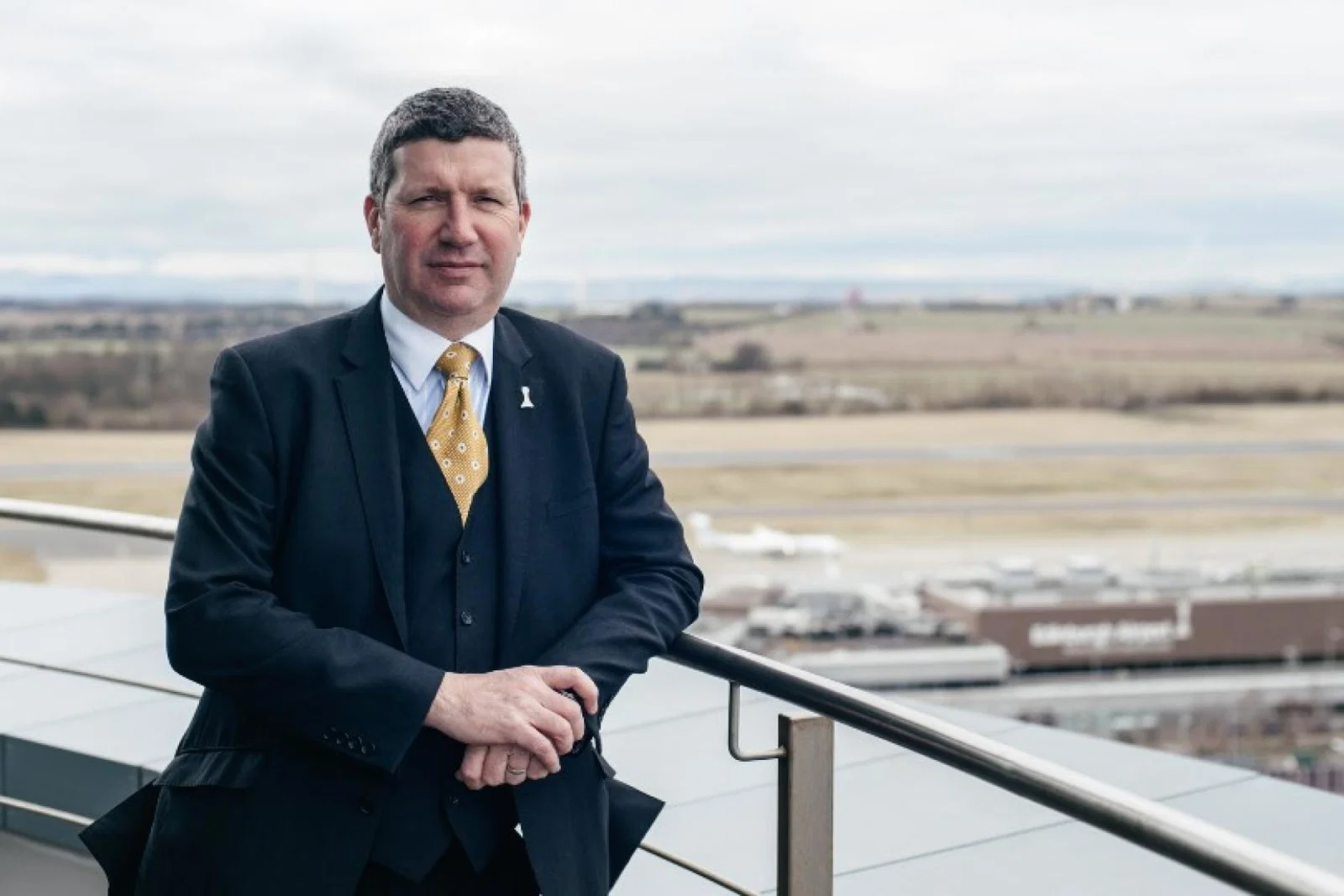 Gordon Dewar, Edinburgh airport chief executive