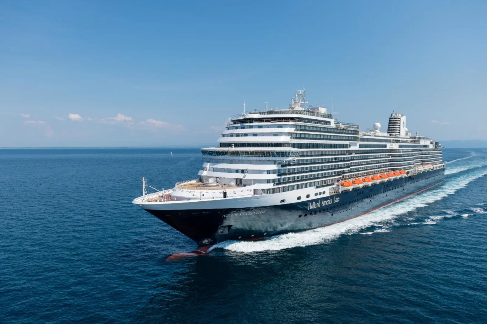 HAL's Nieuw Statendam