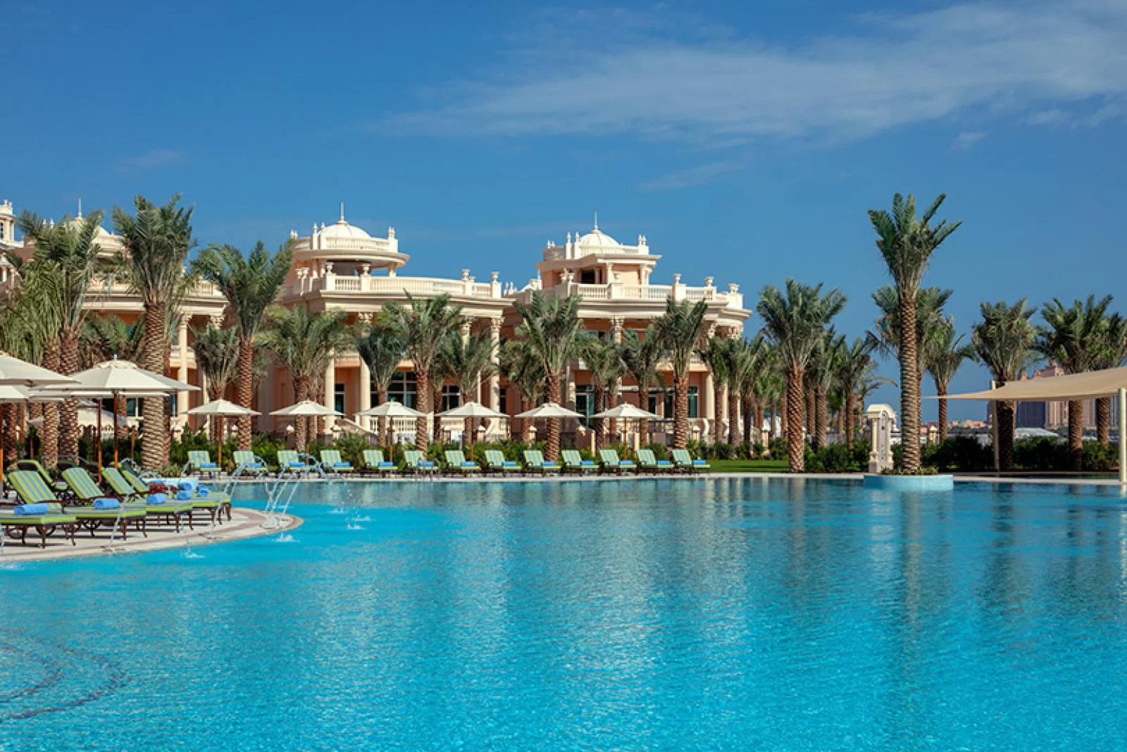 Raffles-Dubai-The-Palm.jpg