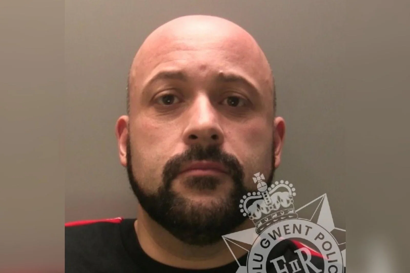 Jody Oliver, 44, dressed as cruise ship captain and told targets of fictitious holidays