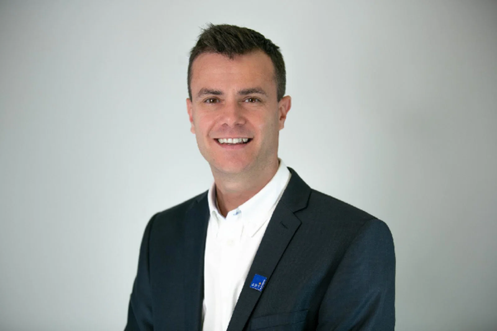 Brad Bennetts, Head of Sales & Business Development, APT & Travelmarvel March 2023 (1).jpg