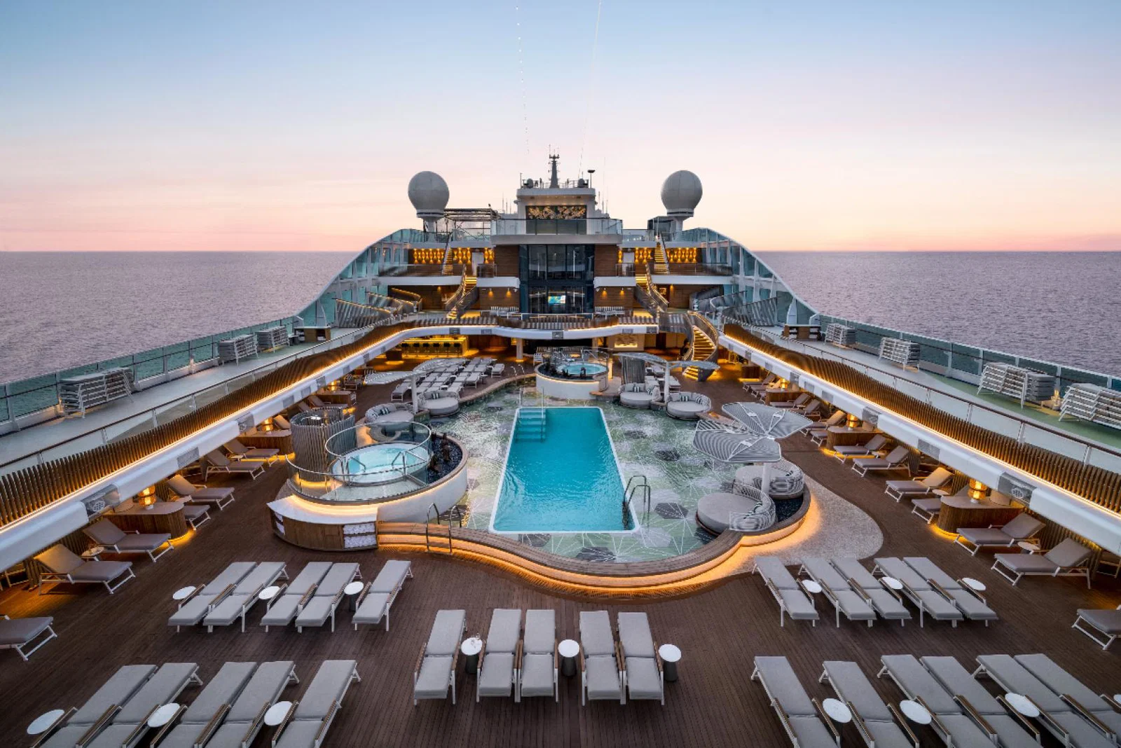Allura Vista-Pool Deck-fotor-20230912172629.jpg
