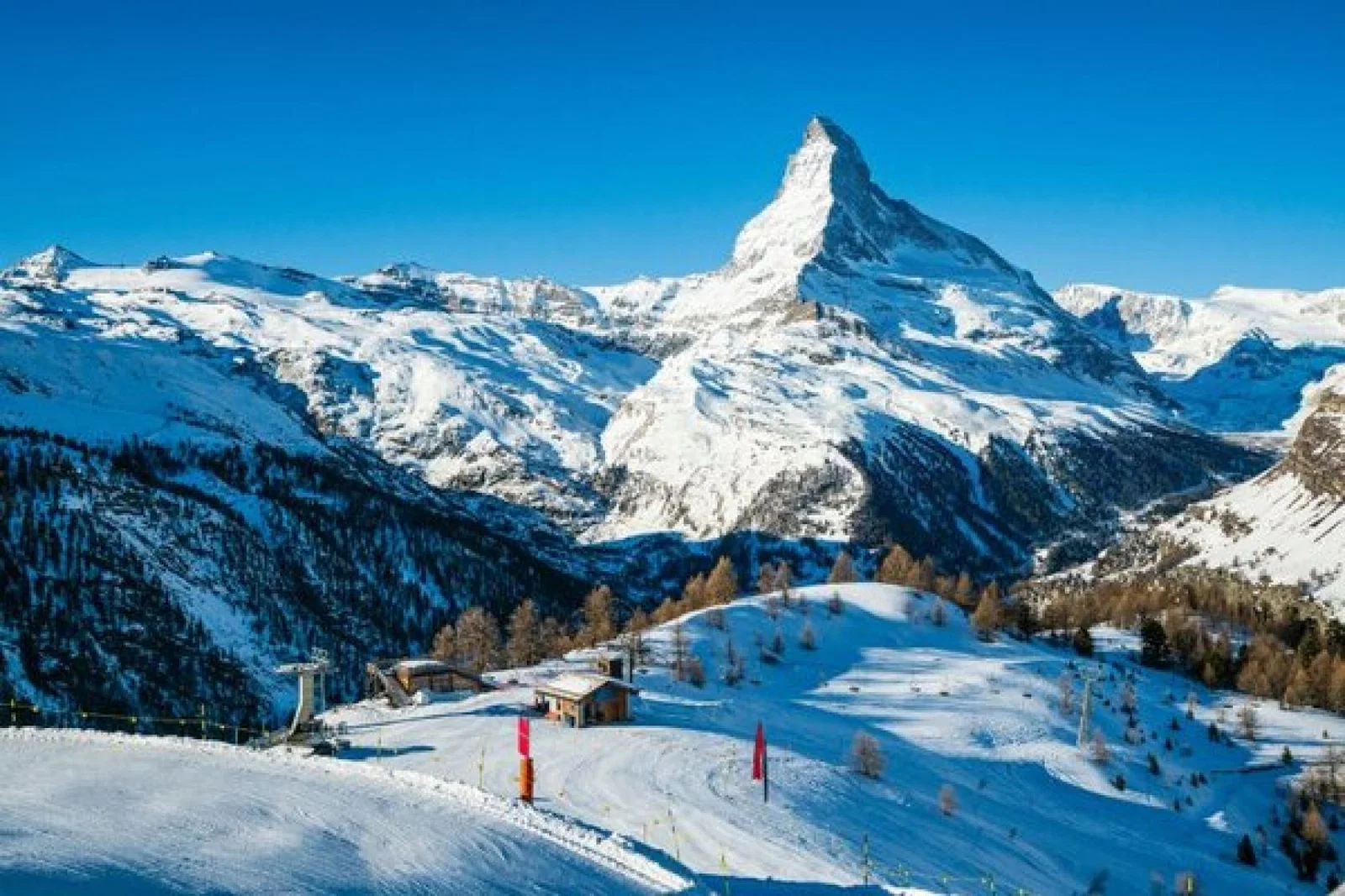 Matterhorn_Zermatt_Cervinia_ski_skiing_snow_winter_mountain_.jpg
