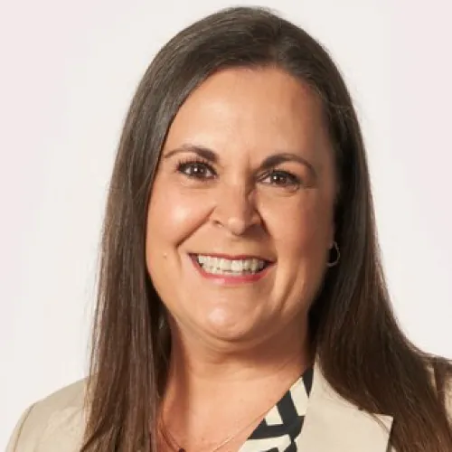 Leah Mackay