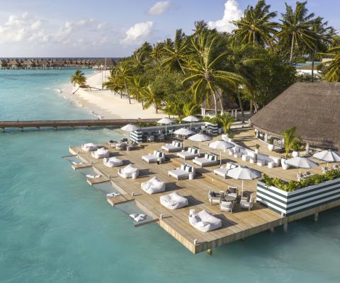 Sun Siyam Vilu Reef Nautilus Bar