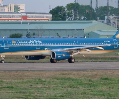 Vietnam Airlines