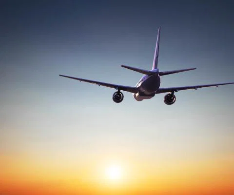 aircraft-low-sun.jpg