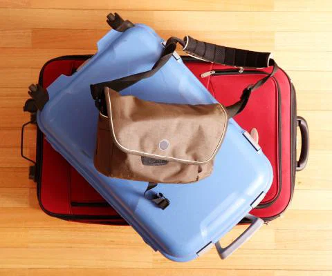 suitcase-pile.jpg