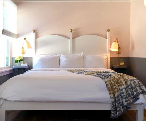 Chequit-Bedroom-1.jpg