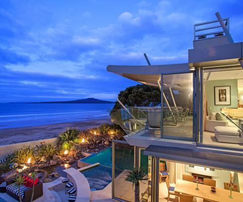 Touch-of-Spice-Takapuna-Beach-Villa-NZ.jpg