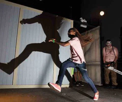 Universal Orlando Halloween Horror Nights Giggles & Gore