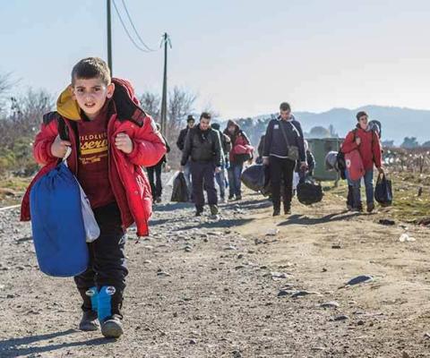 Greece child refugee ThinkstockPhotos-504697328