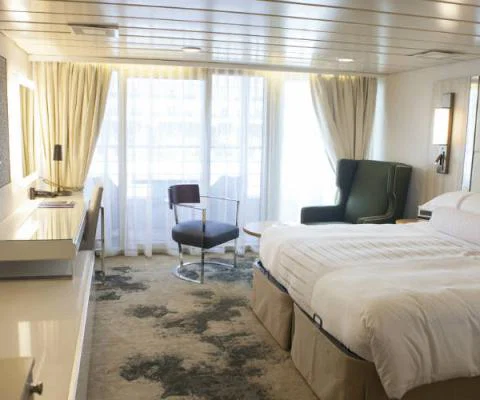 Azamara_Journey_DryDock_ClubCont_002.jpg
