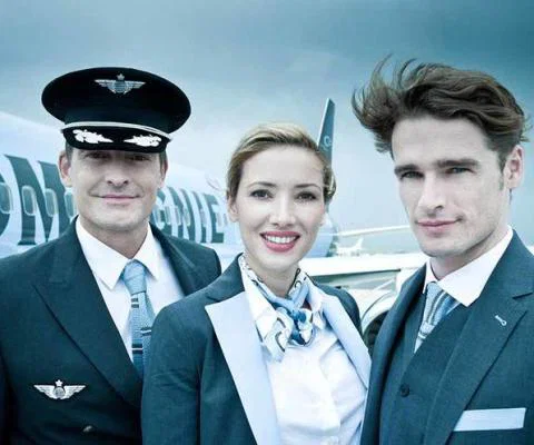 La-Compagnie-10.jpg