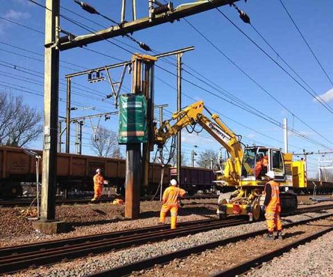 Network-Rail-undertaking-Crossrail-works.jpg