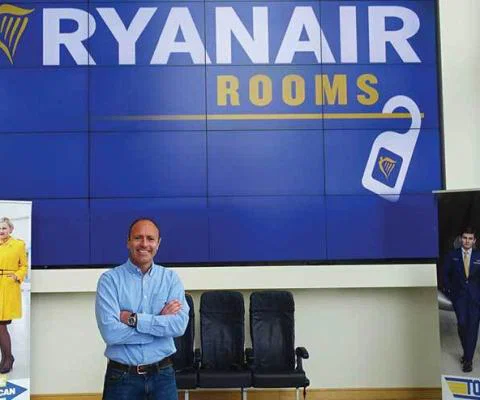 Kenny Jacobs Ryanair Rooms