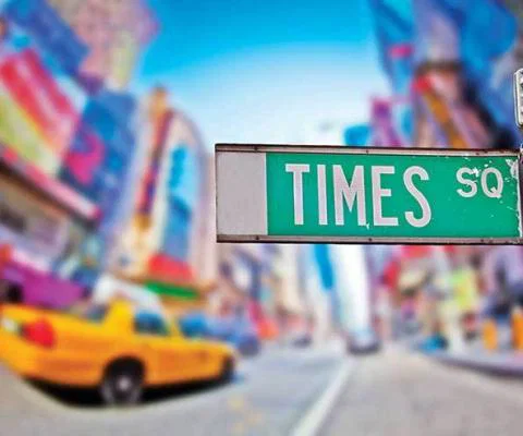 Times Square sign NYC iStock_38344344